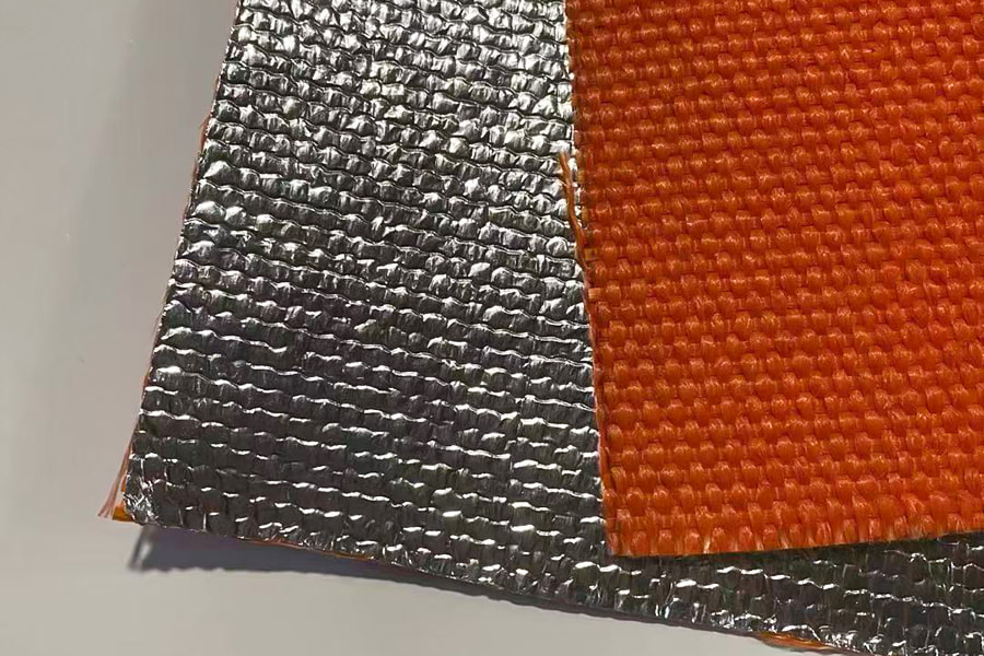 Tjocklek 1-5 mm expanderat glasfibertyg – för dämpningsdyna