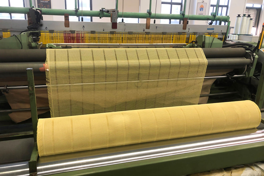 Höghållfast aramidförstärkt Mesh Fabric Roll – för kompositbasmaterial
